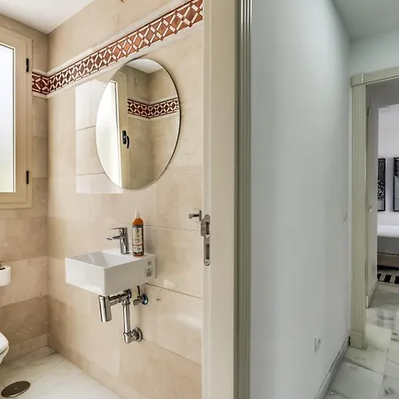 Molo Residences Boutique & *