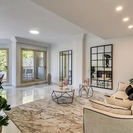 Molo Residences Boutique & * Marbella