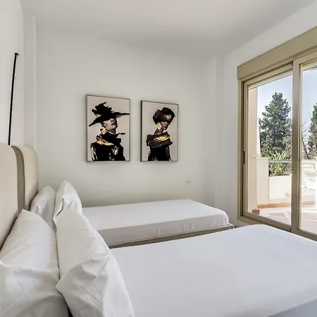 Molo Residences Boutique & Aparthotel