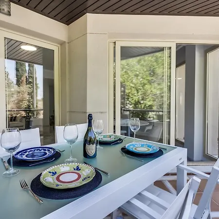 Molo Residences Boutique & * Marbella