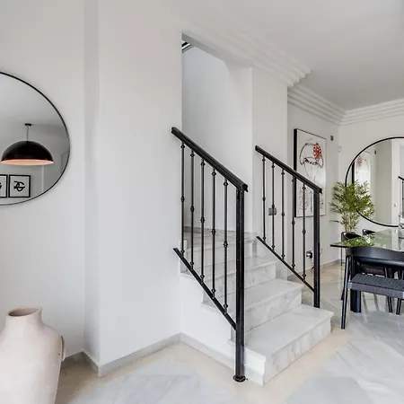 Molo Residences Boutique &