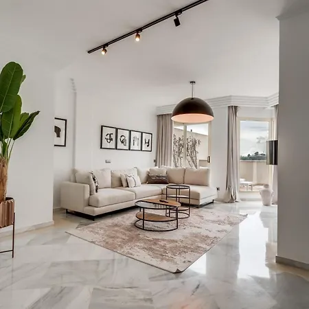 Molo Residences Boutique & Marbella