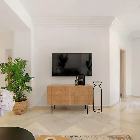 Molo Residences Boutique & * 마르베야