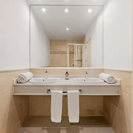 Apart-hotel Molo Residences Boutique & *