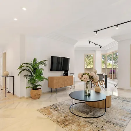 Апарт-отель Molo Residences Boutique & Марбелья